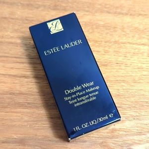 Estee Lauder Double Wear Foundation 2W1